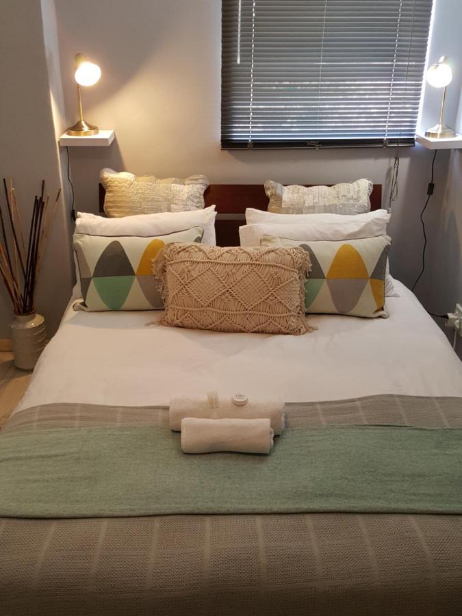 Waterfall Bed & Breakfast Мідранд Екстер'єр фото