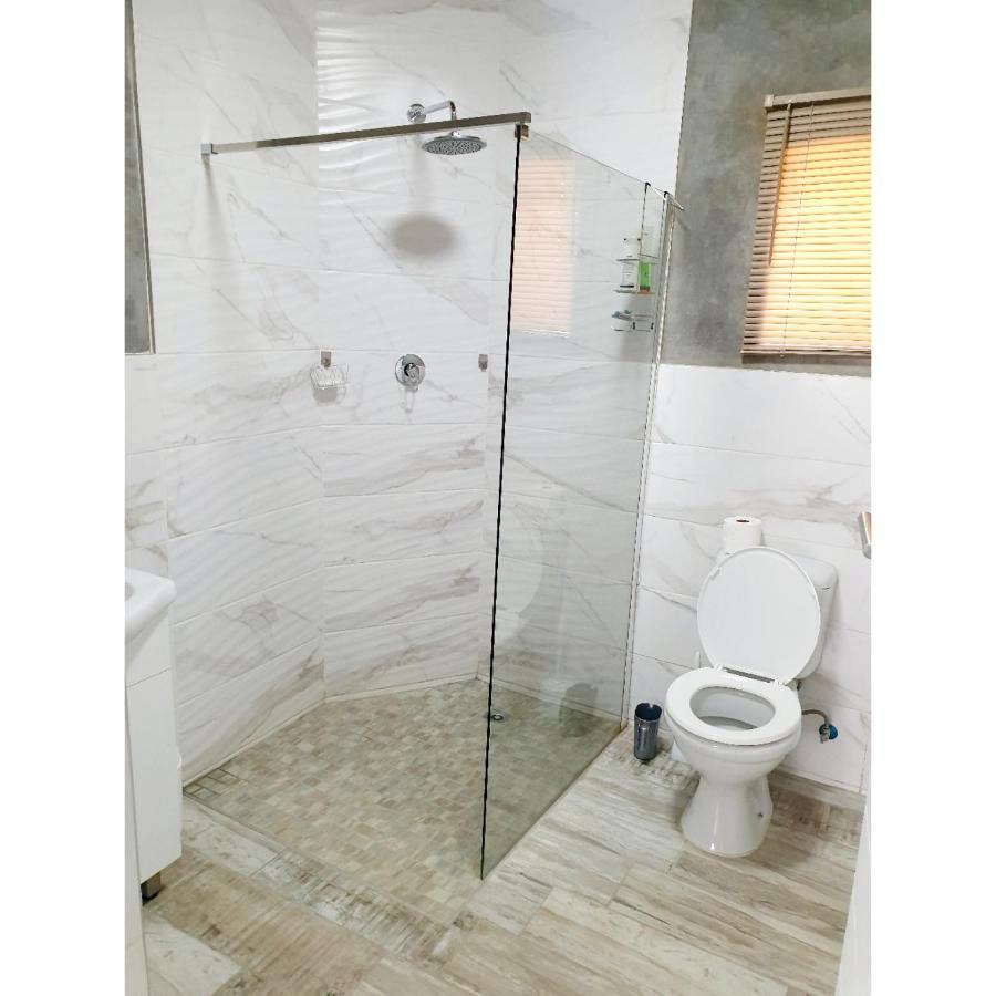 Waterfall Bed & Breakfast Мідранд Екстер'єр фото