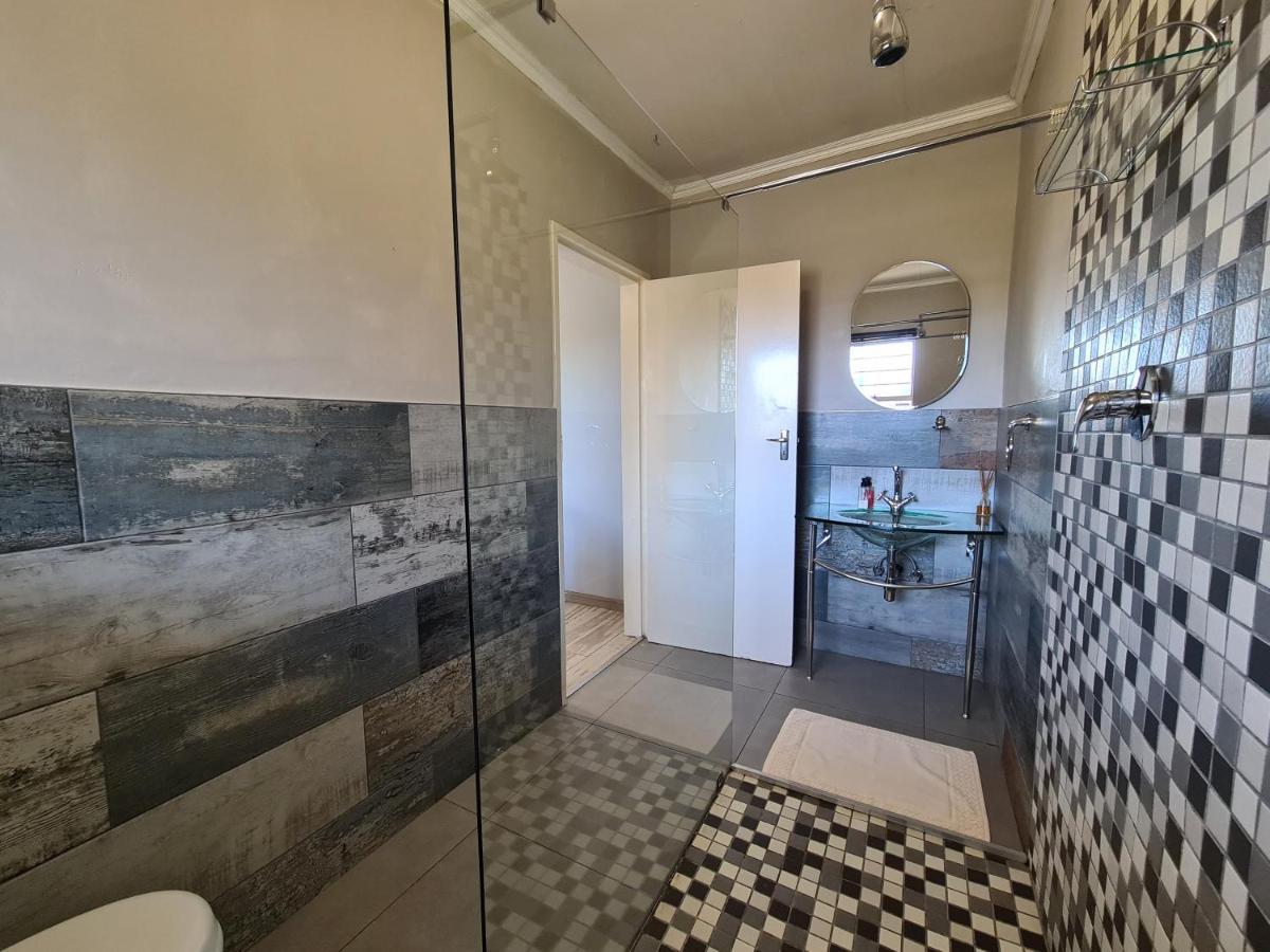 Waterfall Bed & Breakfast Мідранд Екстер'єр фото
