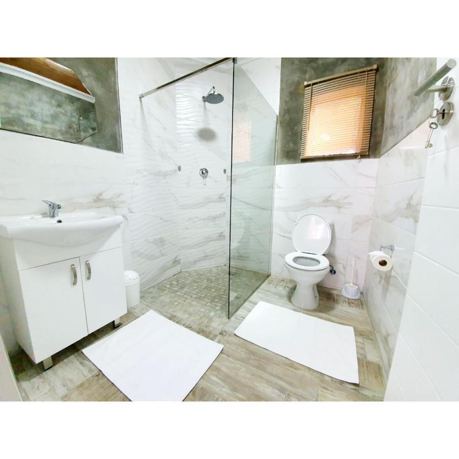 Waterfall Bed & Breakfast Мідранд Екстер'єр фото